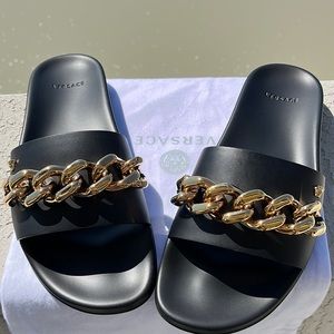 VERSACE
Black Leather Medusa Chain Slides